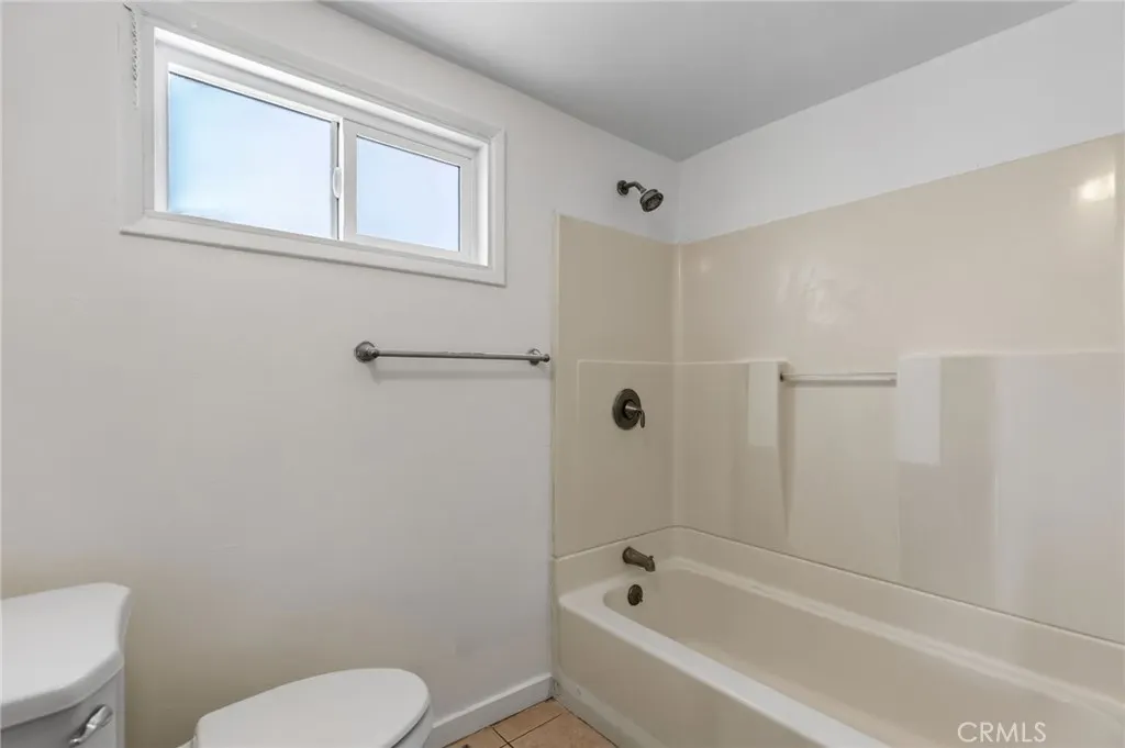 13813 Clearcrest