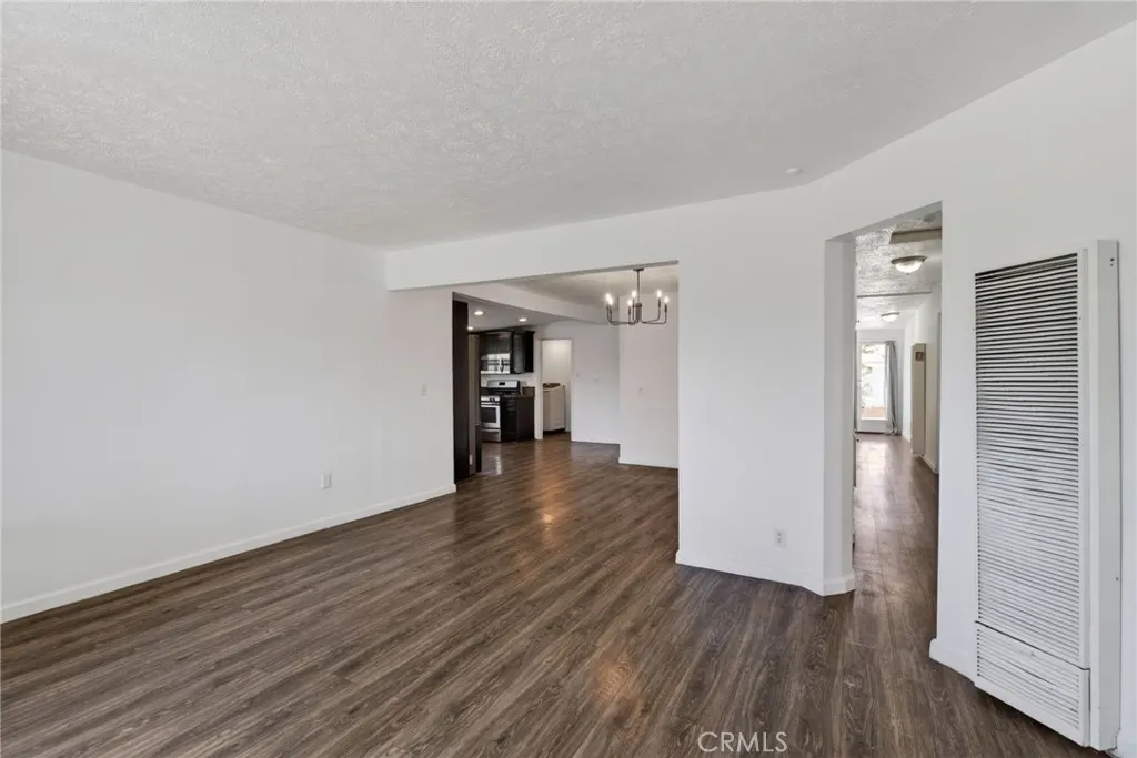 13813 Clearcrest