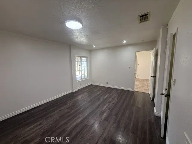 1082 Fremont