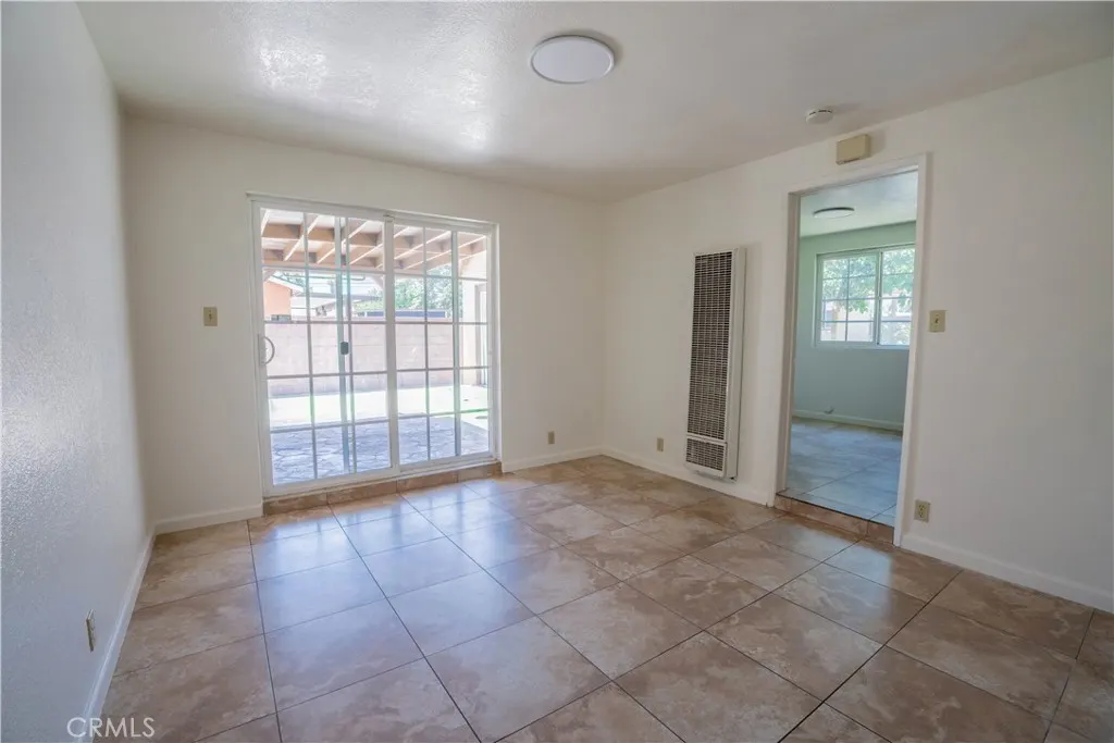 1082 Fremont