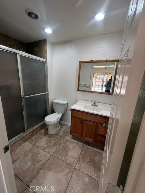 1082 Fremont