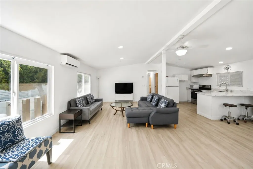 840 E Foothill Boulevard #197