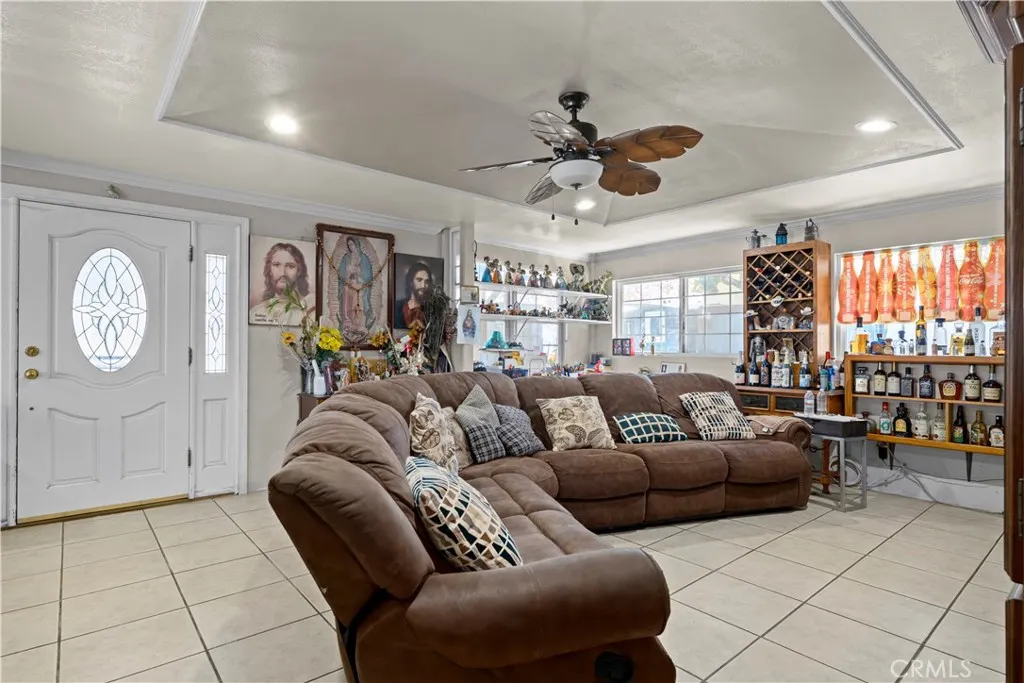 18438 E Citrus Edge