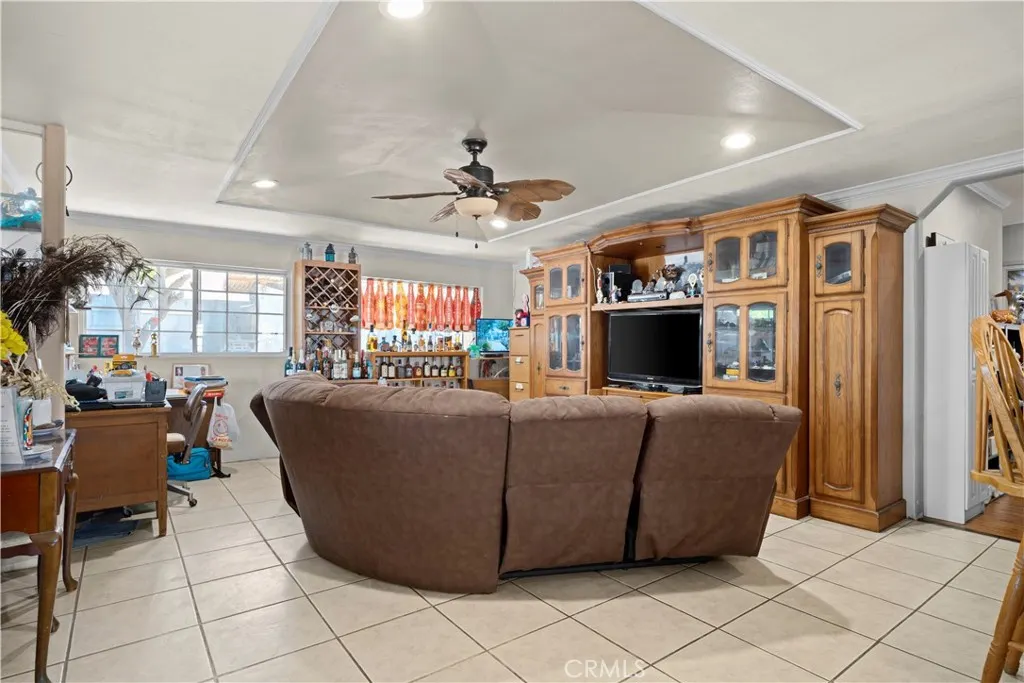 18438 E Citrus Edge