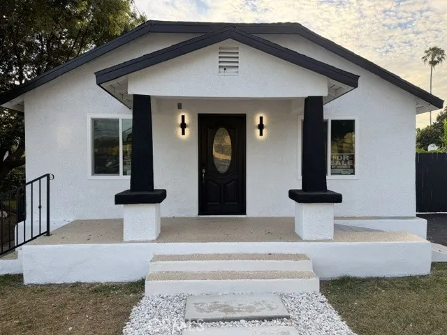 4403 Cedar Ave