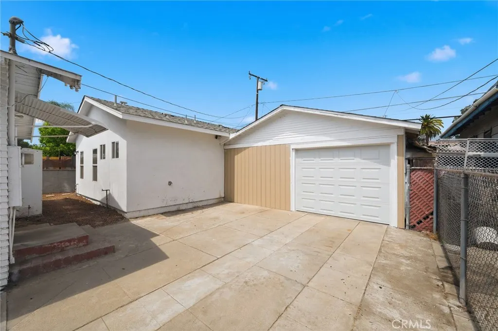 755 E Monterey Avenue