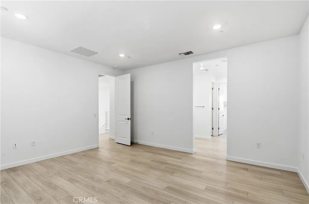 11401 Primrose Lane
