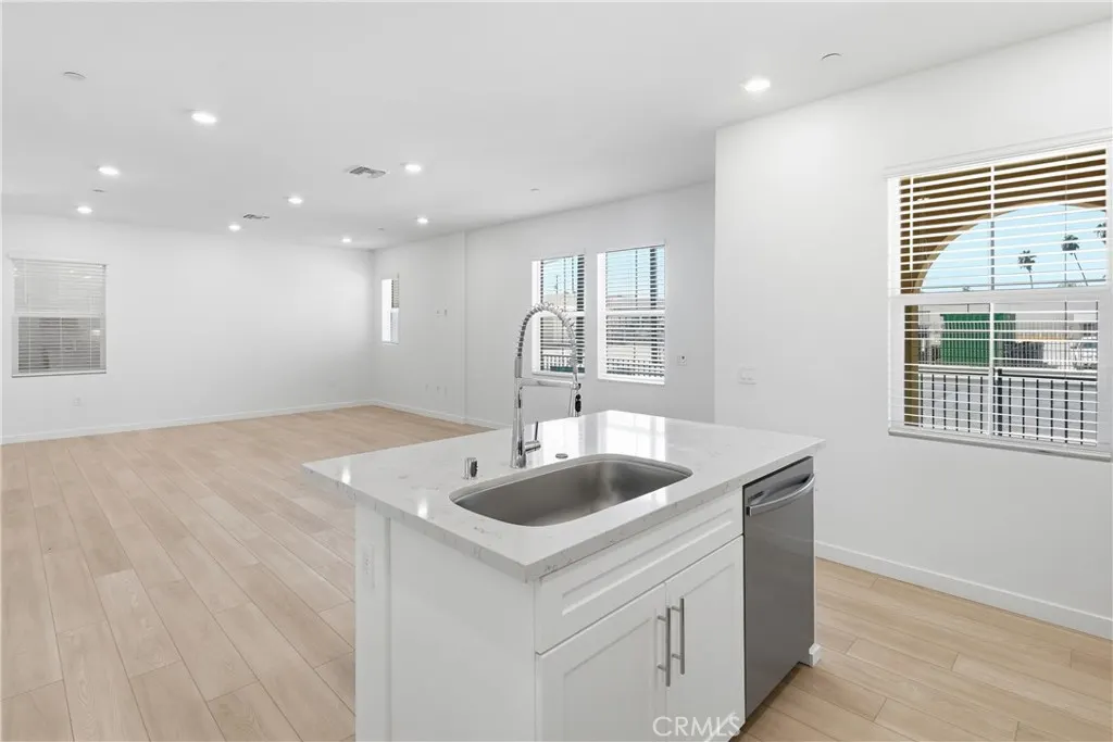 11401 Primrose Lane