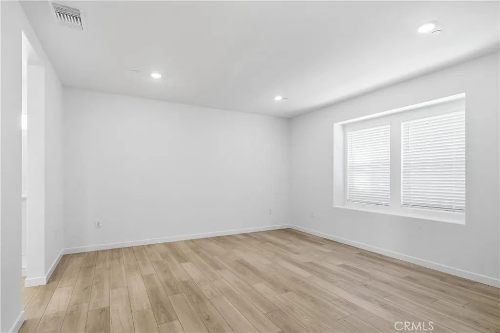 11401 Primrose Lane