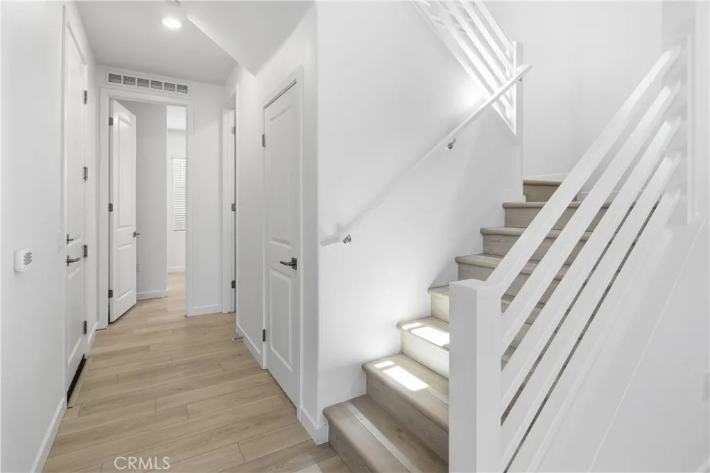 11401 Primrose Lane
