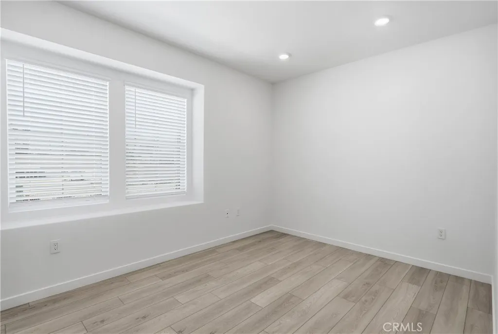 11401 Primrose Lane