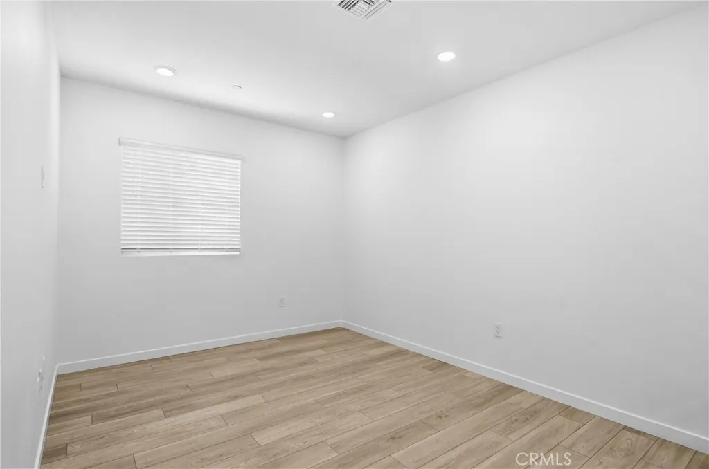 11401 Primrose Lane