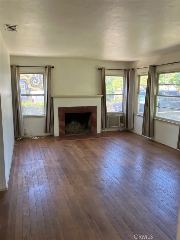 532 E Rosewood Court