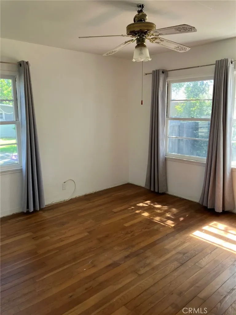 532 E Rosewood Court