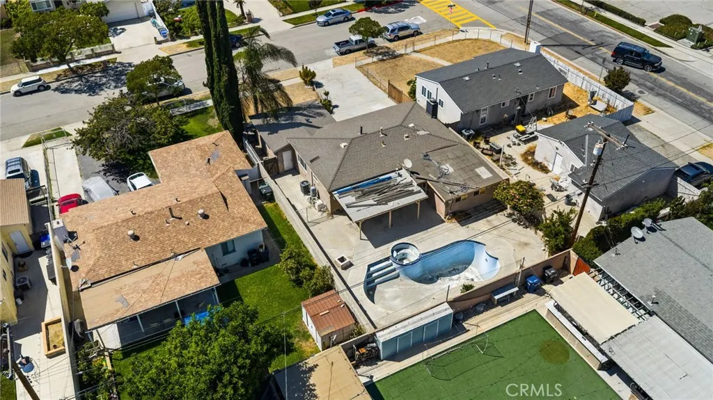 440 N Durrell Avenue