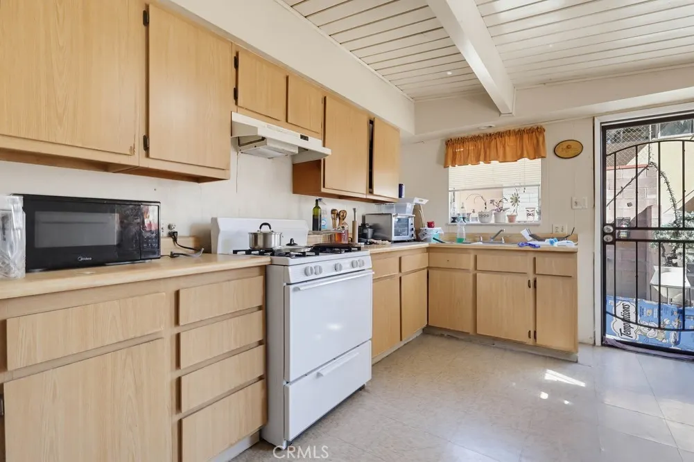 714 W Nevada