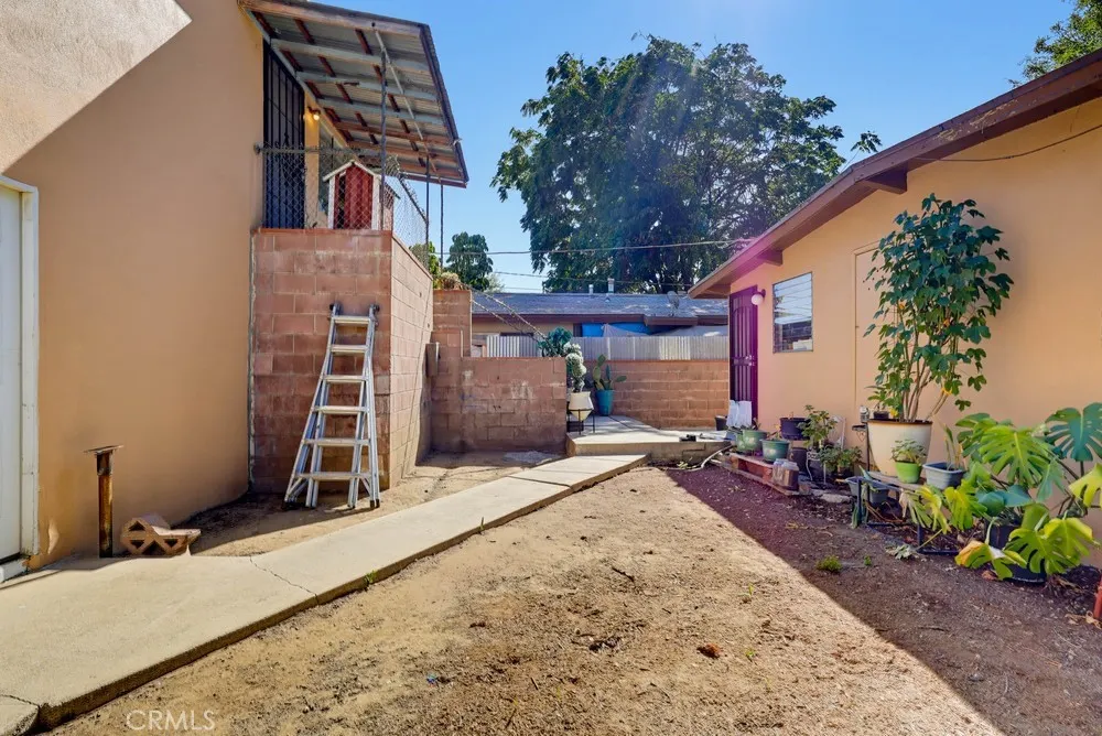714 W Nevada