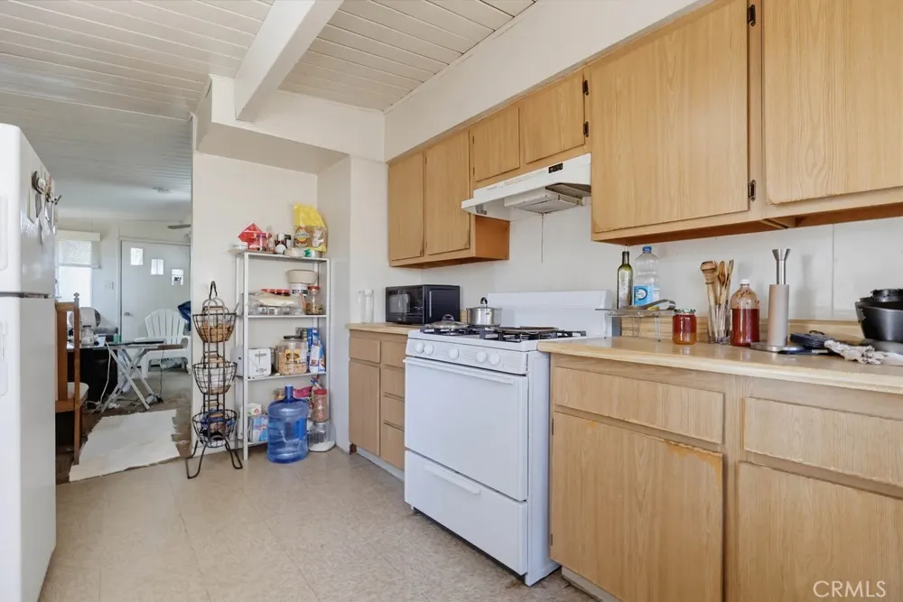 714 W Nevada