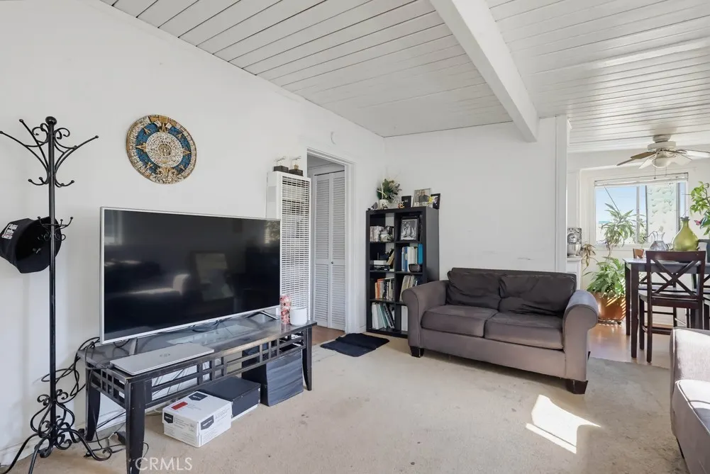 714 W Nevada