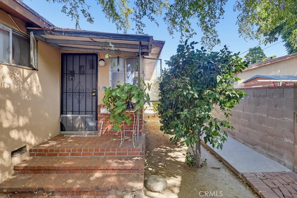 714 W Nevada