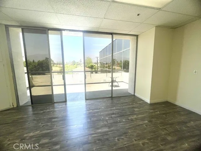 1425 W Foothill #310