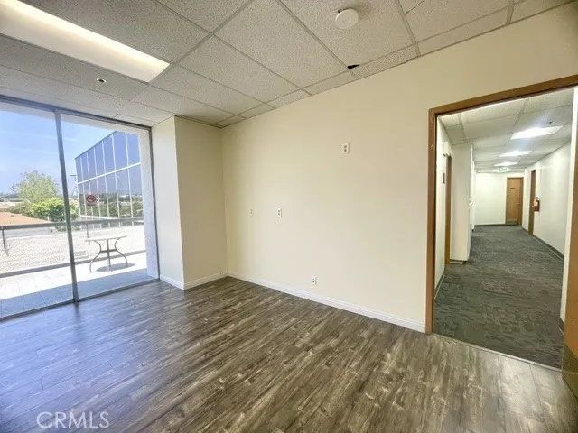 1425 W Foothill #310
