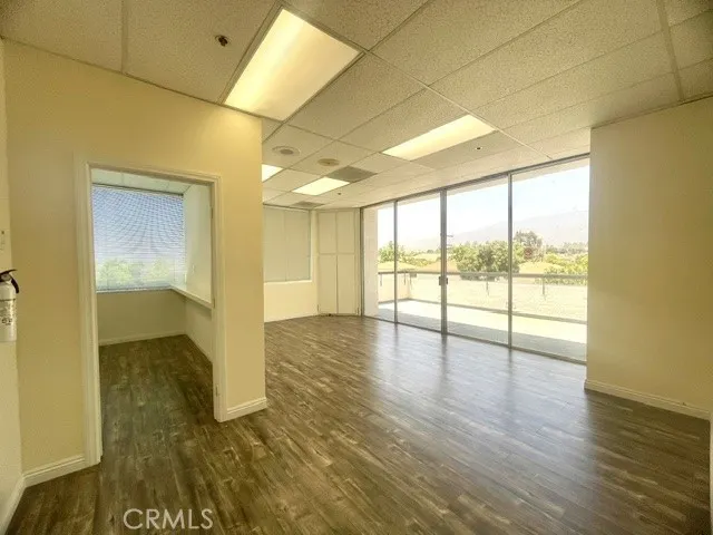 1425 W Foothill #310