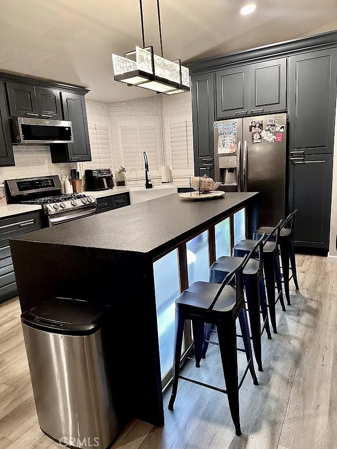 1855 E Riverside #369