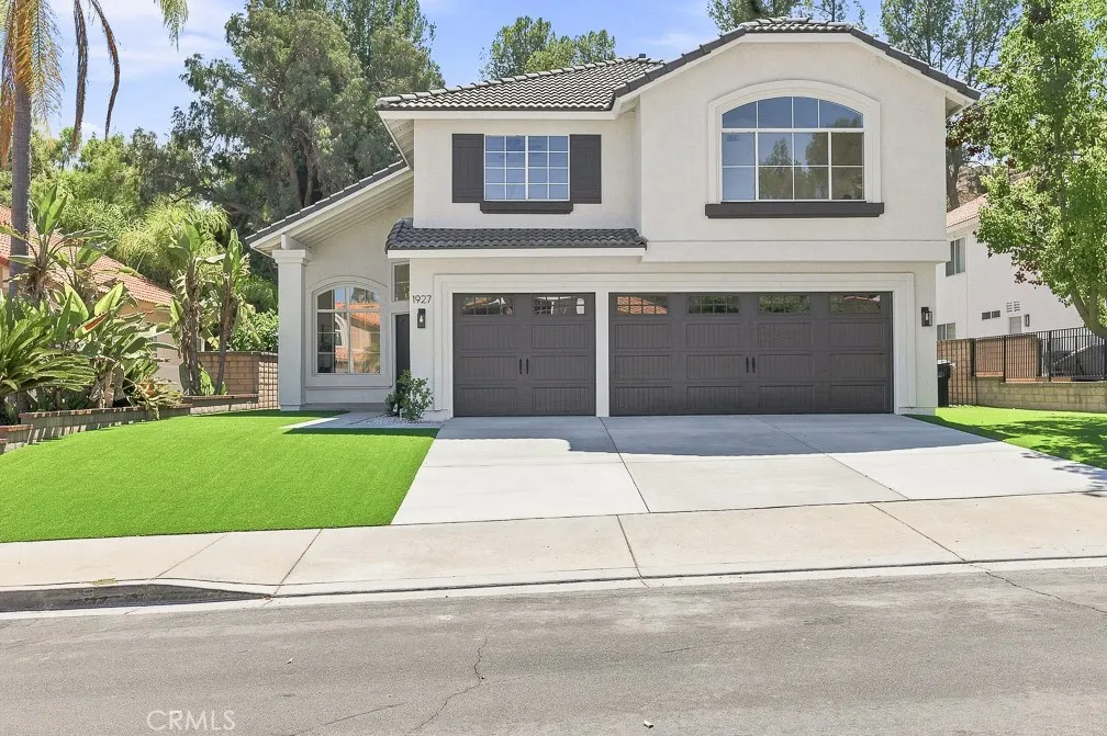 1927 Deer Haven Drive