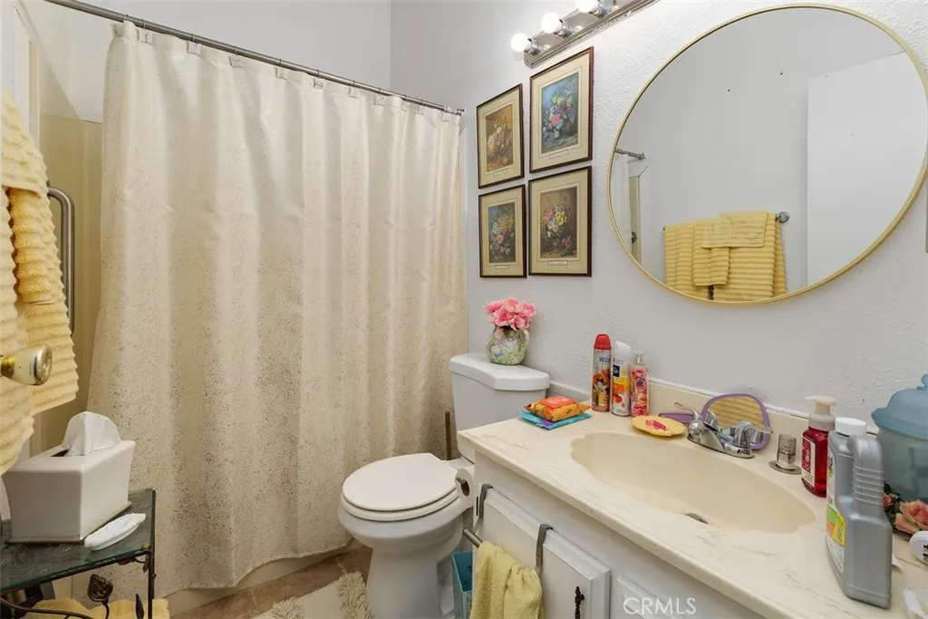 1456 E Philadelphia St Spc 286