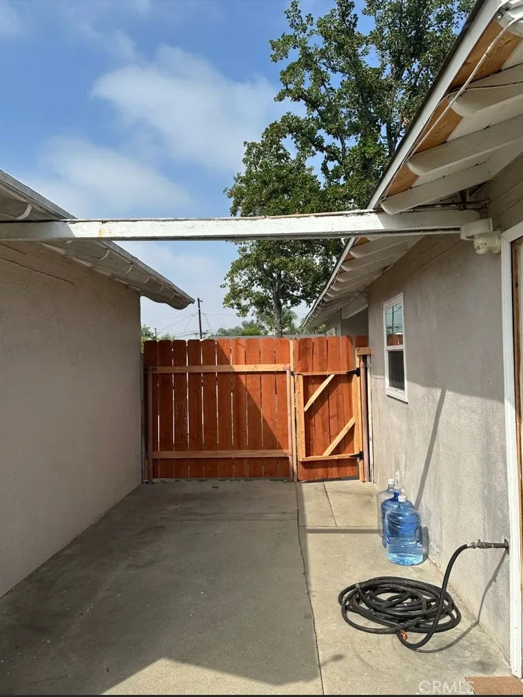 2490 Alder Street