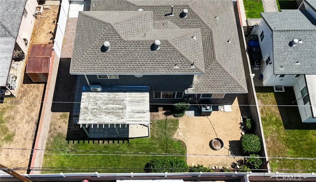 1335 N Vine Avenue