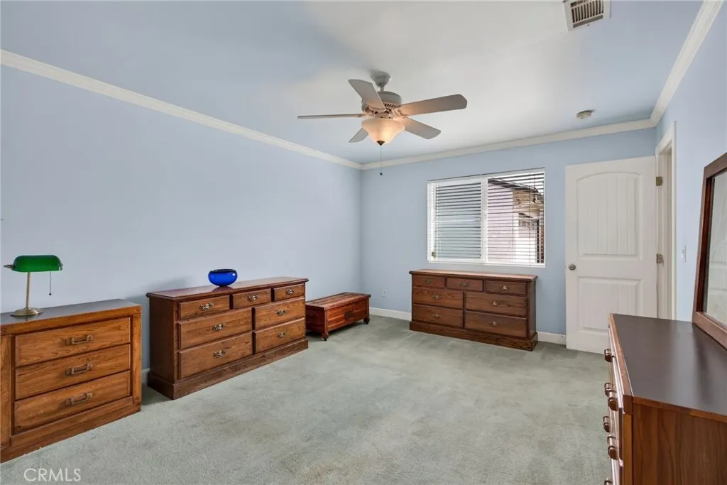 1811 James Place