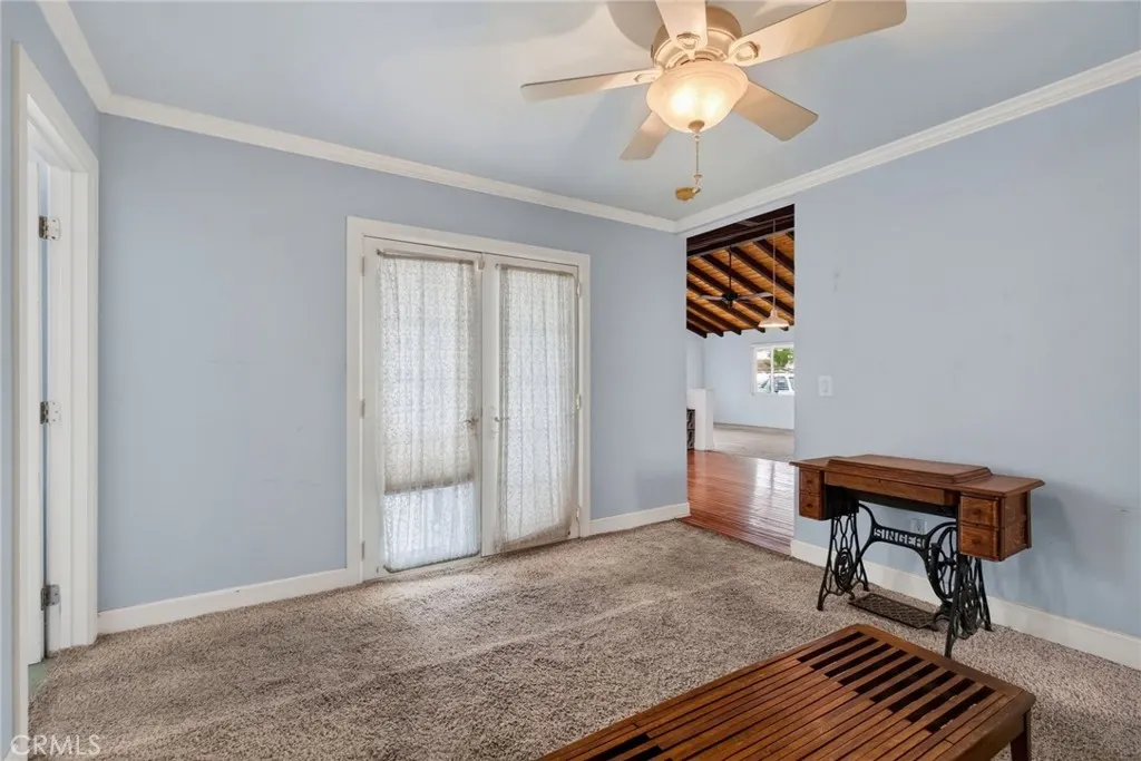 1811 James Place