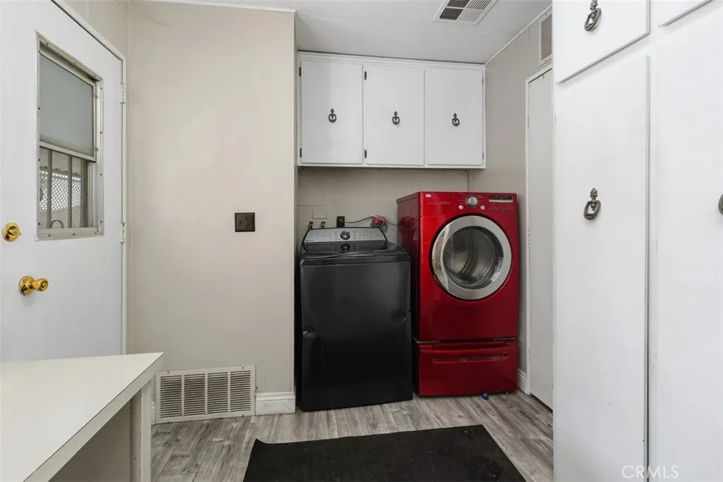 1456 E Philadelphia St Spc 303