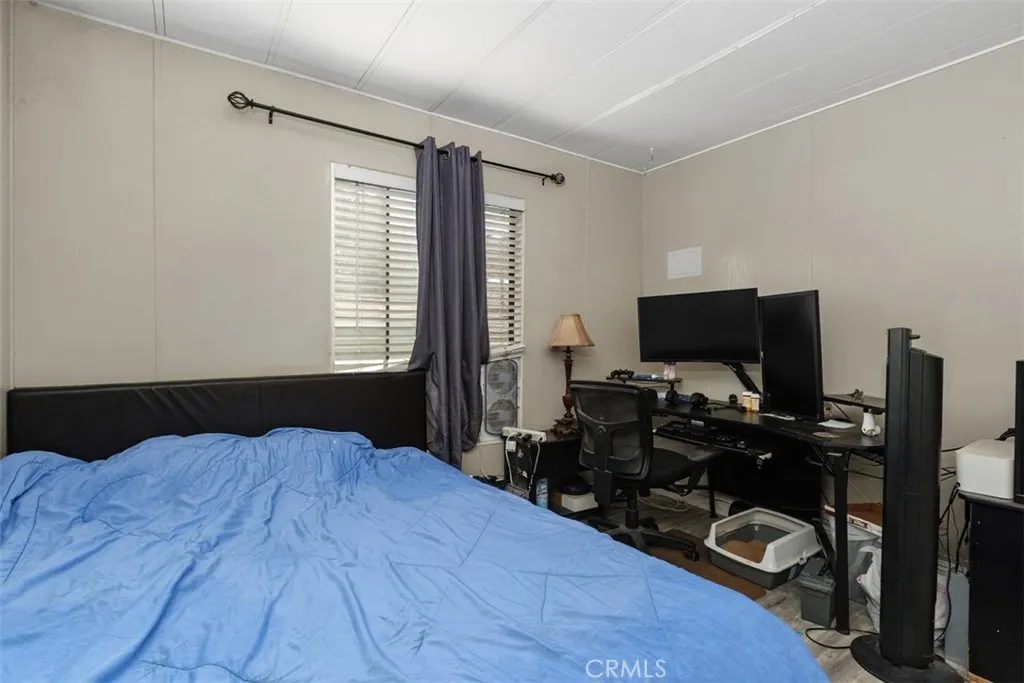 1456 E Philadelphia St Spc 303
