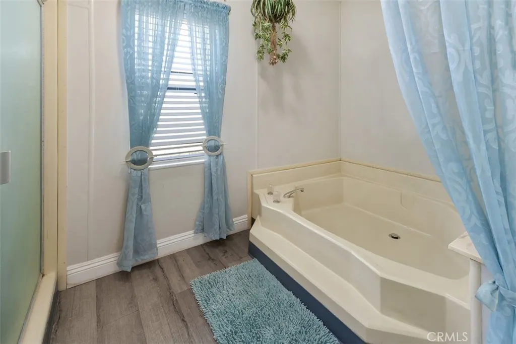 1456 E Philadelphia St Spc 303