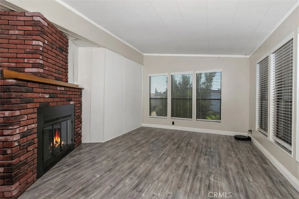 1456 E Philadelphia St Spc 303