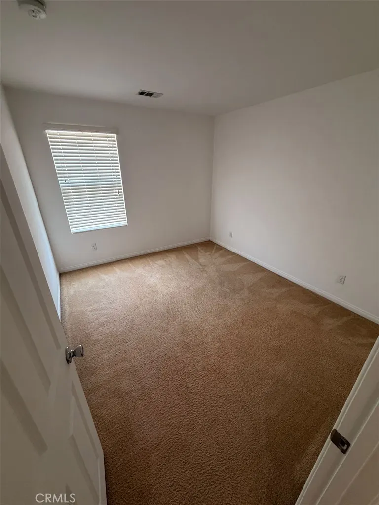 5043 S Centennial