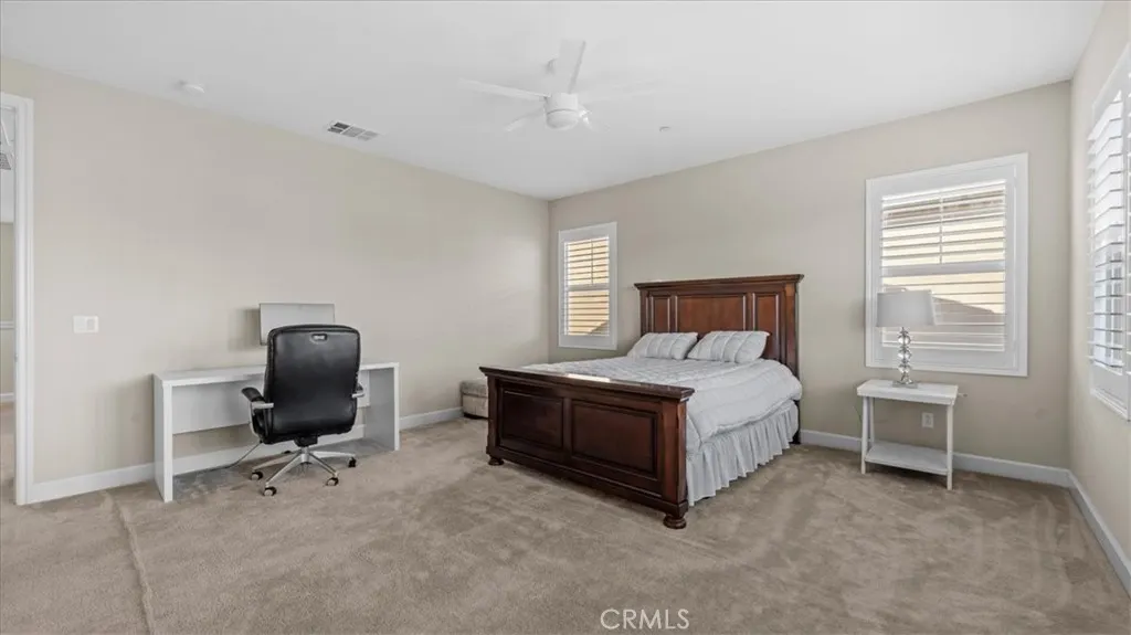 4847 S Rosemary