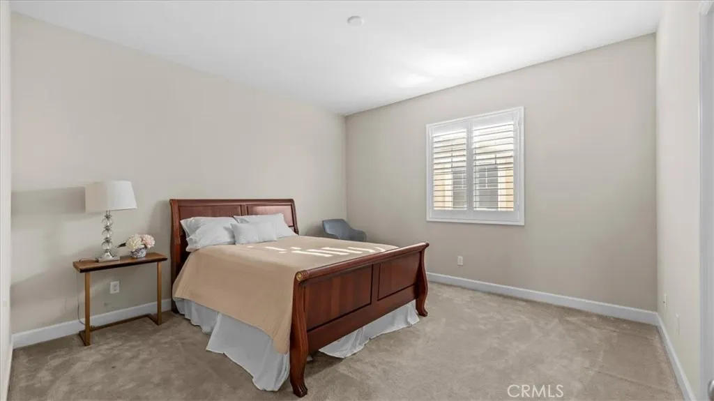 4847 S Rosemary