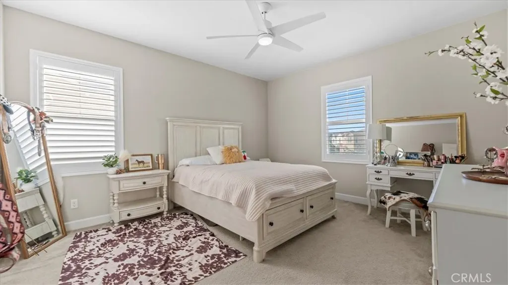 4847 S Rosemary