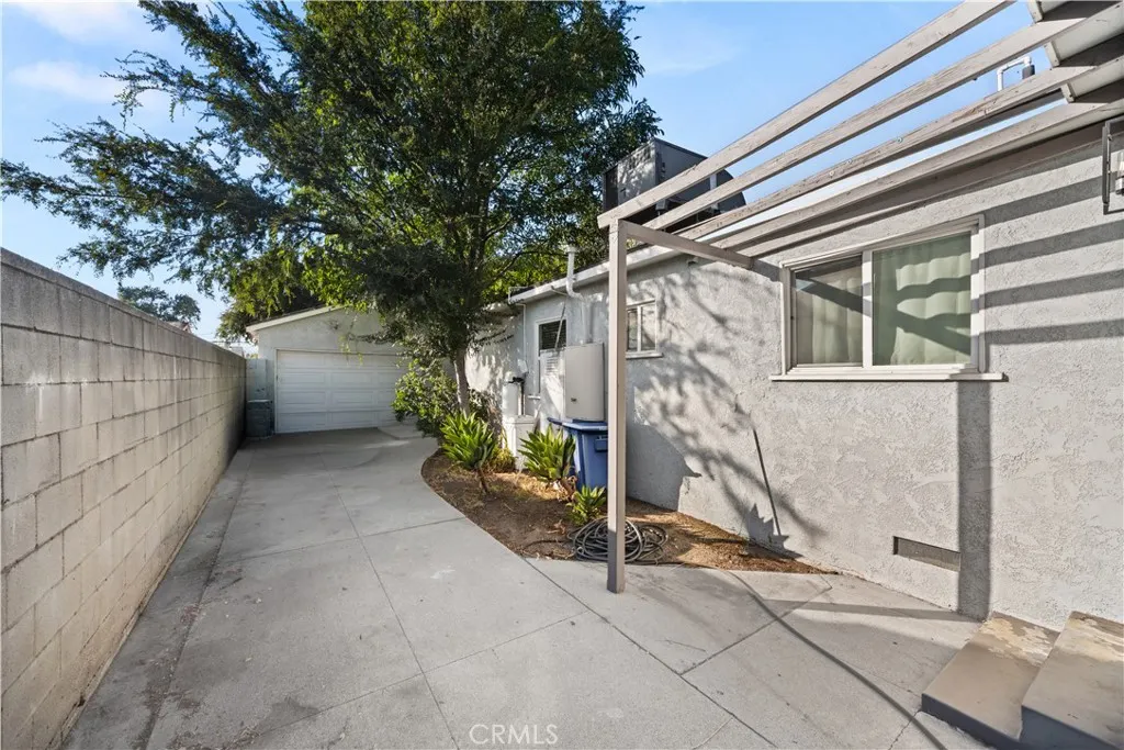 1617 N Gordon Court