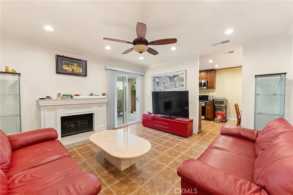 12828 Ramona Blvd #28