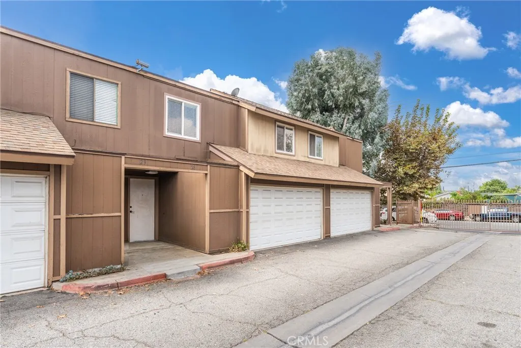 12828 Ramona Blvd #28