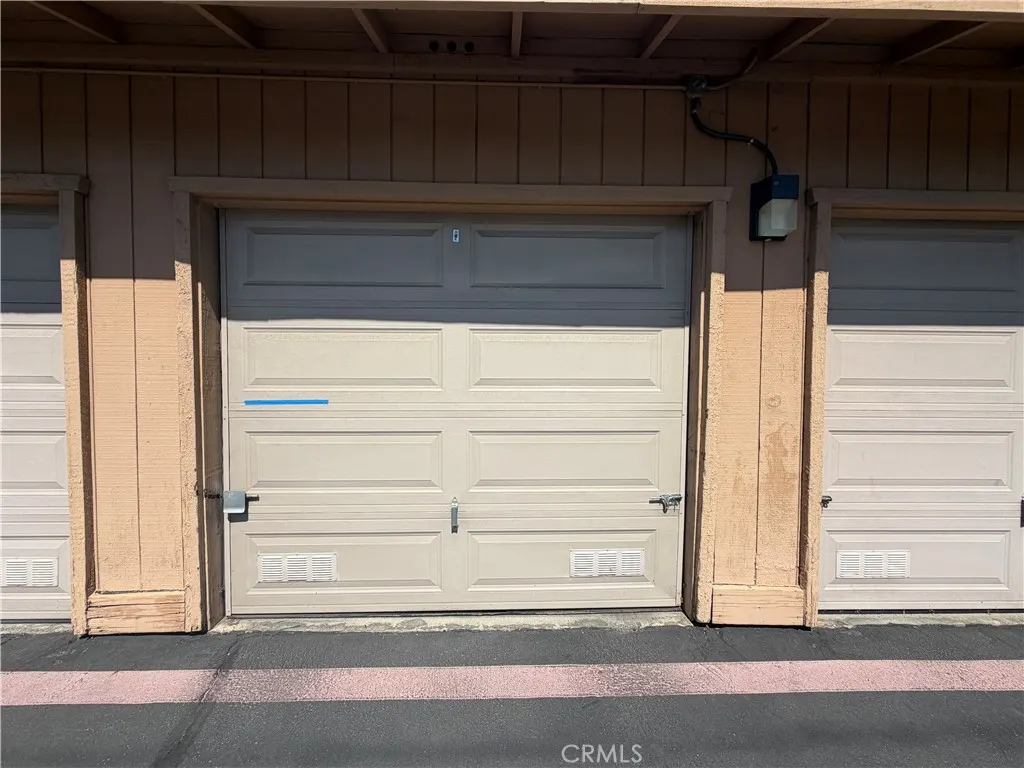 912 S Mountain #Apt D