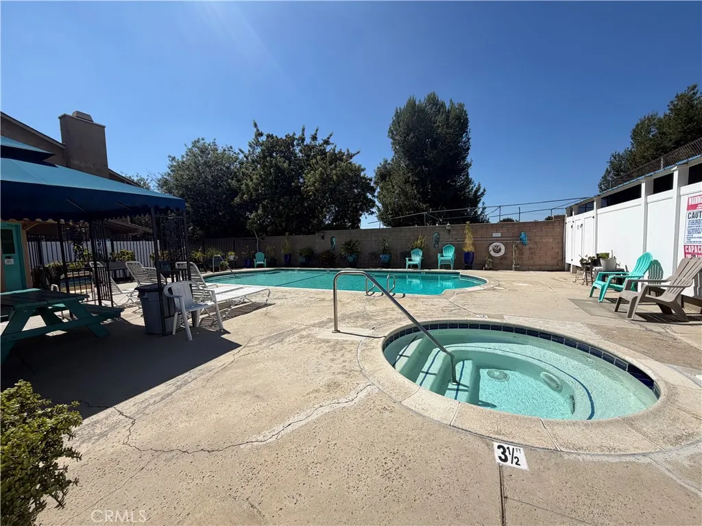 912 S Mountain #Apt D