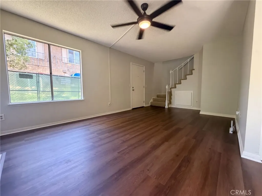 912 S Mountain #Apt D