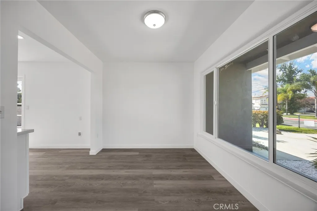 4038 N Orange