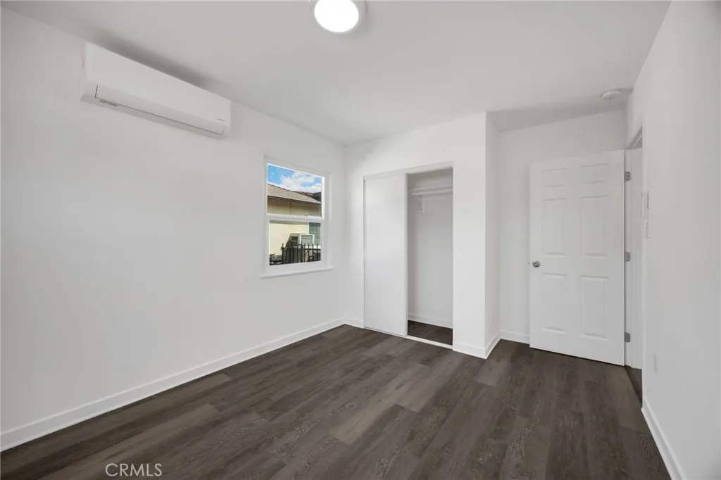 4038 N Orange
